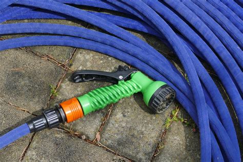 How To Fix Garden Hose Spray Nozzle Issues