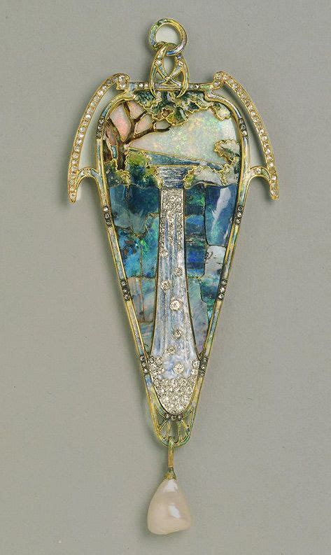 Pendant Cascade Georges Fouquet Alphonse Mucha Charles Desrosiers