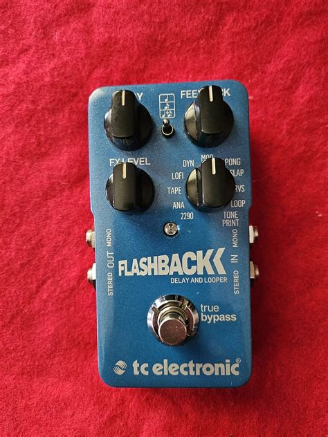 TC Electronic Flashback 2 Delay And Looper Pedal Blue International