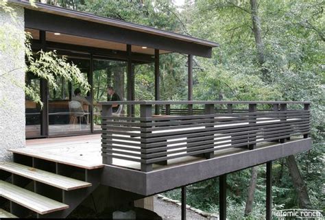 25 Well Designed Deck Railing Ideas For Your Beautiful Porch And Patio House And Garden Diy