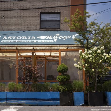 Astoria Seafood Market in Queens, New York: Arts Intel Report