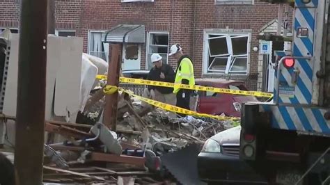 Gas explosion causes rowhomes to collapse in Port Richmond – WSVN 7News ...