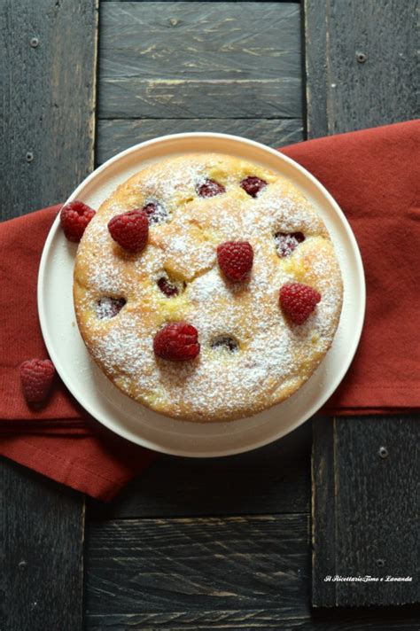 Torta Soffice Lamponi E Yogurt Il Ricettario Timo E Lavanda