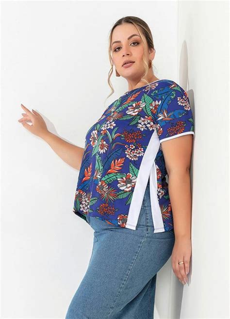 Blusa Floral Azul Fendas Laterais Plus Size Marguerite