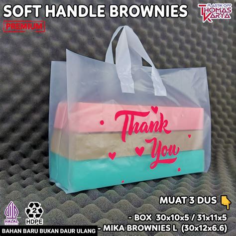 Jual Kantong Plastik Soft Handle 33x30 Muat Box Brownies Isi 50 Tas