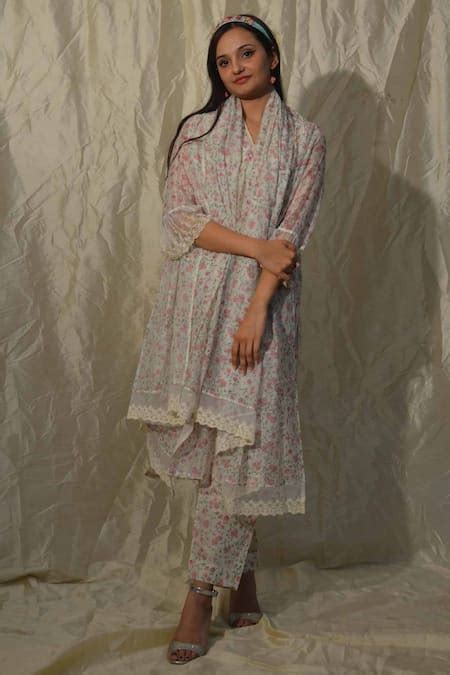 Buy White Chanderi Print Floral V Neck Flower Kurta With Pant For Women