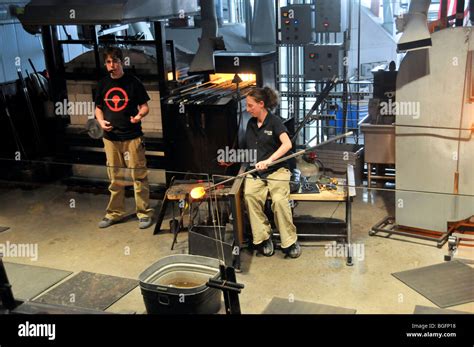 Glassblowing Demonstration at Museum of Glass Corning New York Finger ...