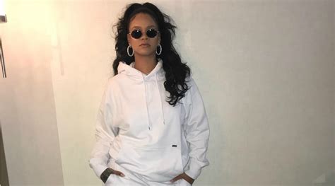 Rihanna Says She's Planning To Make A Reggae Album | Genius