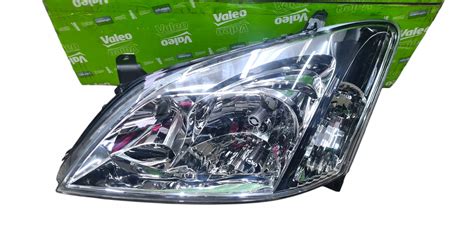 LAMPA REFLEKTOR LEWY H7 VALEO TOYOTA COROLLA E12 2001 2007 088270 Za