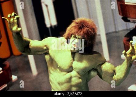 LOU FERRIGNO, DEATH OF THE INCREDIBLE HULK, 1990 Stock Photo - Alamy