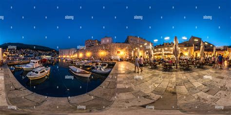 360° view of Lokanda Peskarija, Dubrovnik, 2015 - Alamy