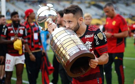 Everton Ribeiro Se Despede Do Flamengo Os Anos Mais Lindos Da Minha