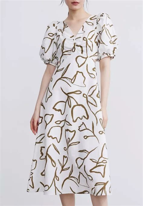 Buy Urban Revivo Floral Print Puff Sleeve Midi Dress Online