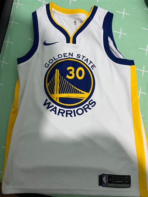 Nike Stephen Curry Jersey, Men's Fashion, Activewear on Carousell