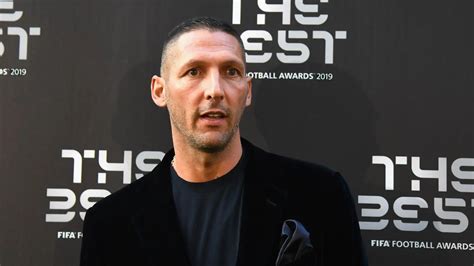 Inter E Caos Arbitri Materazzi Provoca Gli Juventini Foto