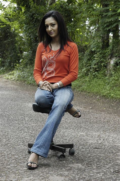 Hot Images Lanka Anjula Rajapaksha Is An One Of The Leading Teledrama Actress In Sri Lanka She