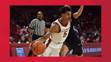 Jalen Harris Announces Decision To Transfer From Arkansas