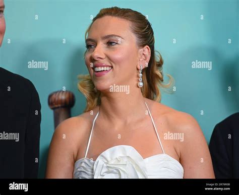 Scarlett johansson red carpet immagini e fotografie stock ad alta ...