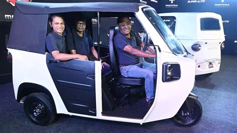 Murugappa Group Begins Ev Journey With Montra E Autorickshaw The