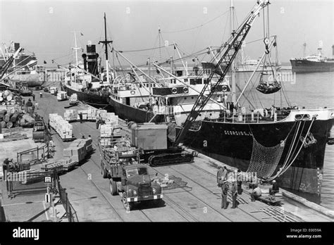 The port of Haifa Stock Photo - Alamy