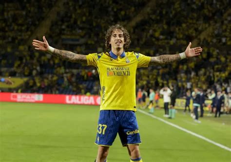 Canarias Sortea Tres Entradas Dobles Para El Ud Las Palmas Real