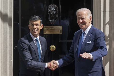 Rishi Sunak Joe Biden In London Middle East Monitor