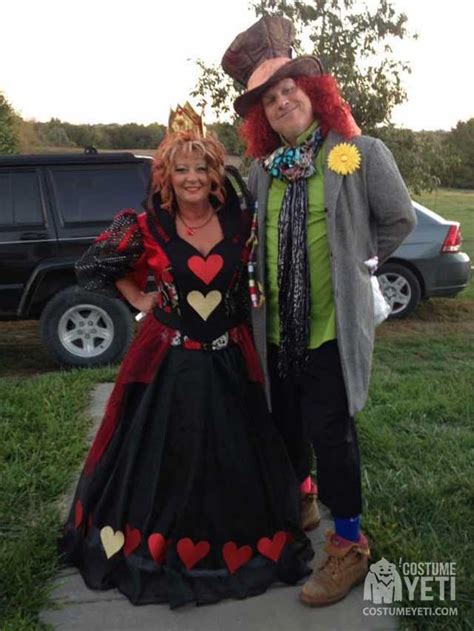 Queen Of Hearts And Mad Hatter Couples Costume Costume Yeti