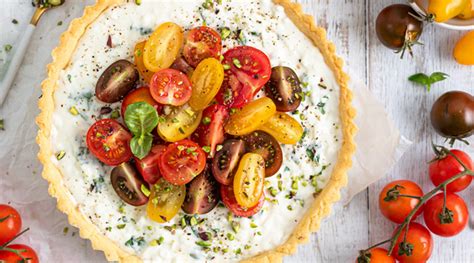 Torta Salata Con Squacquerone Alle Erbe E Pomodorini Euroesse