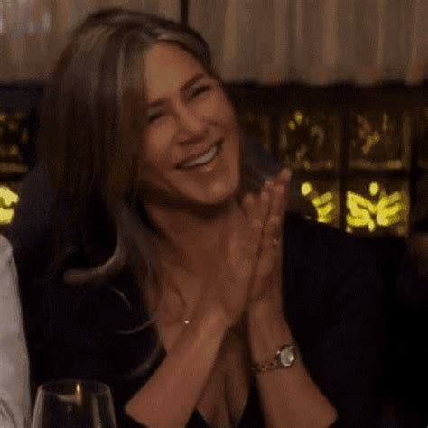 Jennifer Aniston GIF - Jennifer Aniston Laughing - Discover & Share GIFs