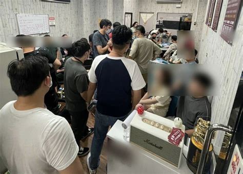 掛羊頭賣狗肉！職業賭場化身桌遊店 警查獲16賭客賭金36萬 中天新聞網