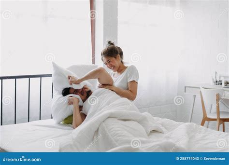 Funny Couple Morning Wake Up Fight Between Wife And Lazy Husband Stock Image Image Of Morning