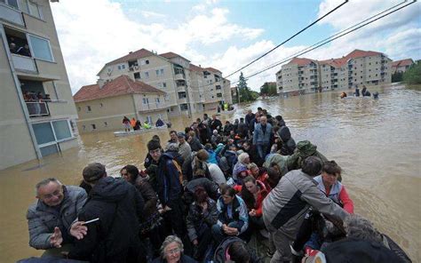 Au Moins 30 Morts Dans Les Pires Inondations En Bosnie Et En Serbie