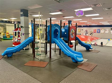 Lake Superior Zoo - Happy Holidays to our zoo-per volunteers! We