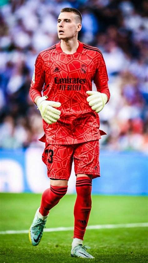 Andriy Lunin Real Madrid Real Madrid Wallpapers Madrid Wallpaper