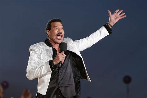 Mein Urlaub Ist Ein Konzert In München Lionel Richie Geht 2025 Auf