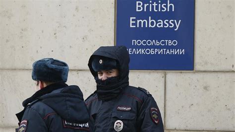 Russia Expels 23 Uk Diplomats In Retaliatory Move In Spy Row Kwezuenu