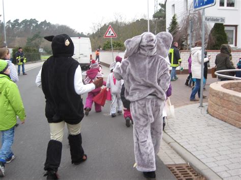 Fasching Gaudiwurm Villa Kunterbunt Karlstein