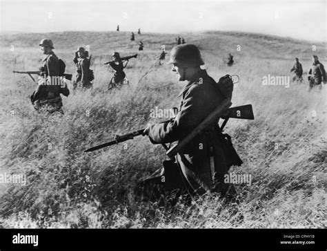 German soldiers on the Eastern Front, 1943 Stock Photo: 48337559 - Alamy