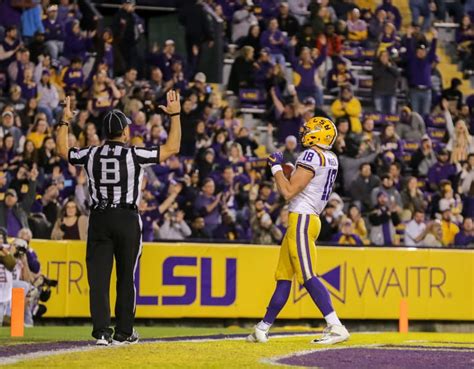 VIDEO: Foster Moreau reflects on LSU senior night - TigerDetails