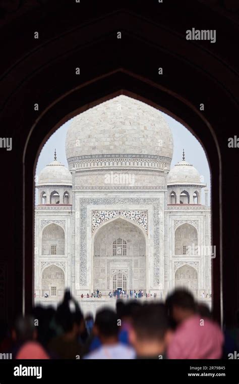 Arcade De La Porte Principale Dans L Entr E Du Taj Mahal Avec Des