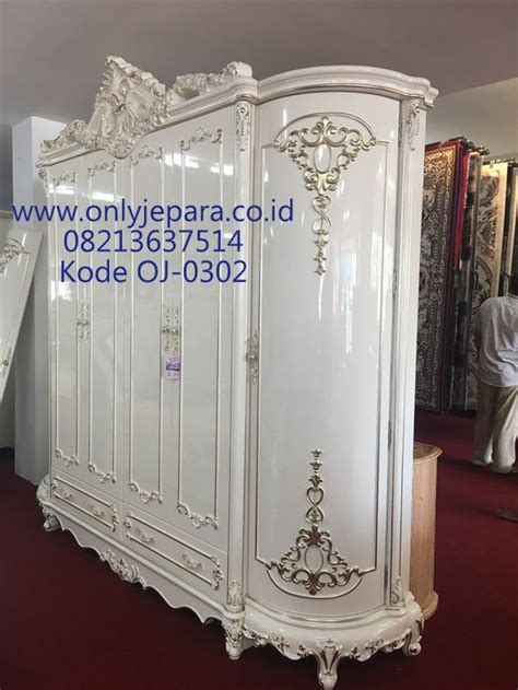 Jual Lemari Pakaian Mewah 6 Pintu Duco Ukiran Terbaru Classy