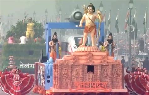 Republic Day Up S Tableau Becomes The Center Of Attraction Ram S Birthplace Ayodhya Republic