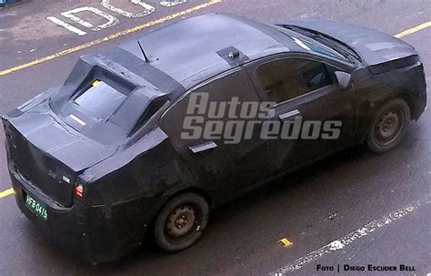 Fotos espía Así se ve el Fiat Argo Sedán durante sus pruebas en Brasil