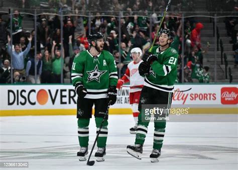 Stars Tyler Seguin Photos And Premium High Res Pictures Getty Images