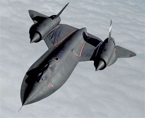 Lockheed SR-71 Blackbird - Plane & Pilot Magazine