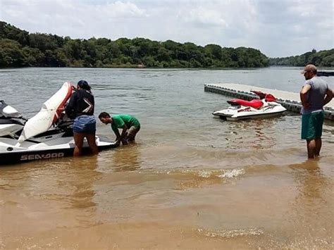 Midianews Empres Rio Desaparece Em Rio Ap S Cair De Jet Ski