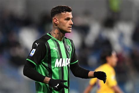 Inter And Ac Milan Will Battle For Sassuolos Gianluca Scamacca But The Nerazzurri Must Sell First