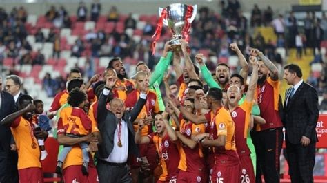 Galatasaray Ba Ak Ehir I Devirdi Ampiyonlu Unu Ilan Etti Son Tv