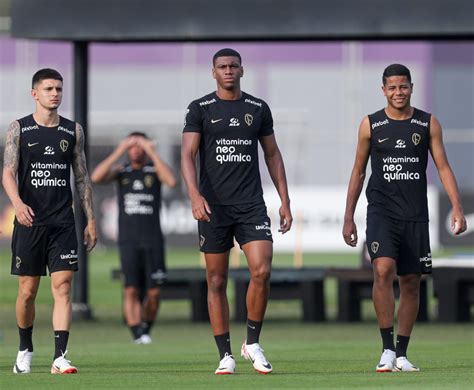 Escala O Corinthians Finaliza Prepara O Para Enfrentar O Flamengo