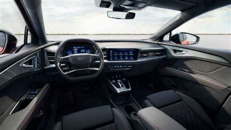 2025 Audi Q5 Interior Dashboard and Controls